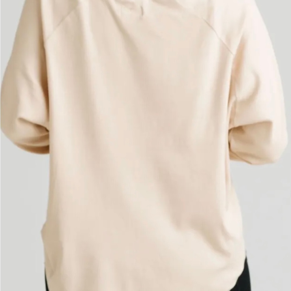 Zyia Almond color Reve long sleeve top